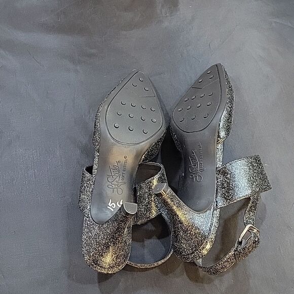 BRAND NEW LIFESTRIDE SOFT SYSTEM WOMENS SLINGBACK STRAP SANDAL - Picture 8 of 14